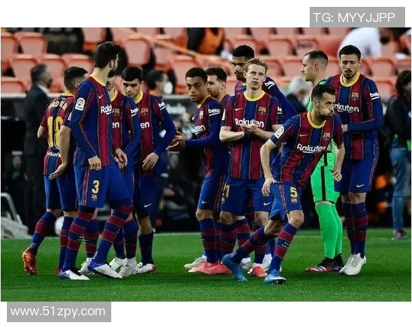 巴塞罗那官方宣布签下新锋线希望，球迷期待加泰罗尼亚建军再启程