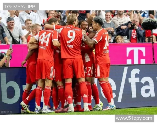 拜仁客场屠杀汉堡，轻松取胜豪取三分