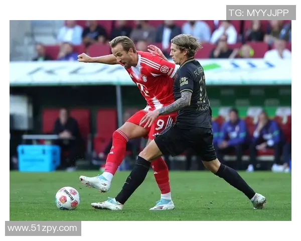 拜仁慕尼黑3-1奥格斯堡豪取胜利巩固联赛领先优势