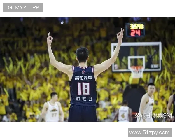 广东队球迷期待新赛季表现，全力支持球队夺冠梦想