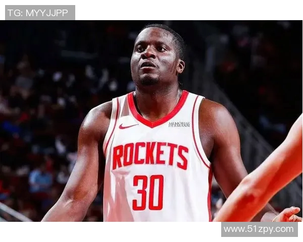 火箭队签下新秀球员，备战与猛龙队的首场比赛