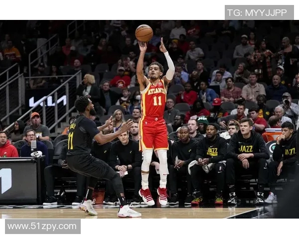 老鹰大胜马刺,特雷杨三分球绝杀:一场让人热血沸腾的逆转之战 老鹰大胜马刺,特雷杨三分球绝杀:一场让人热血沸腾的逆转之战