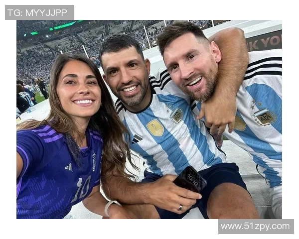 阿圭罗正式加盟巴塞罗那，球迷欢呼雀跃！